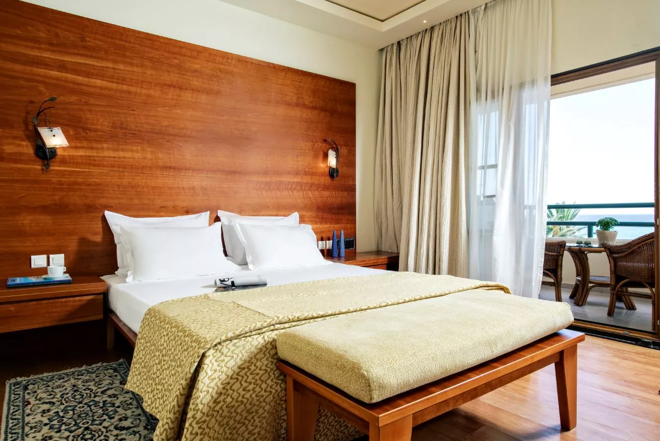 Tiara Holidays - Possidi Holidays Resort & Suites - Executive Suite - bedroom